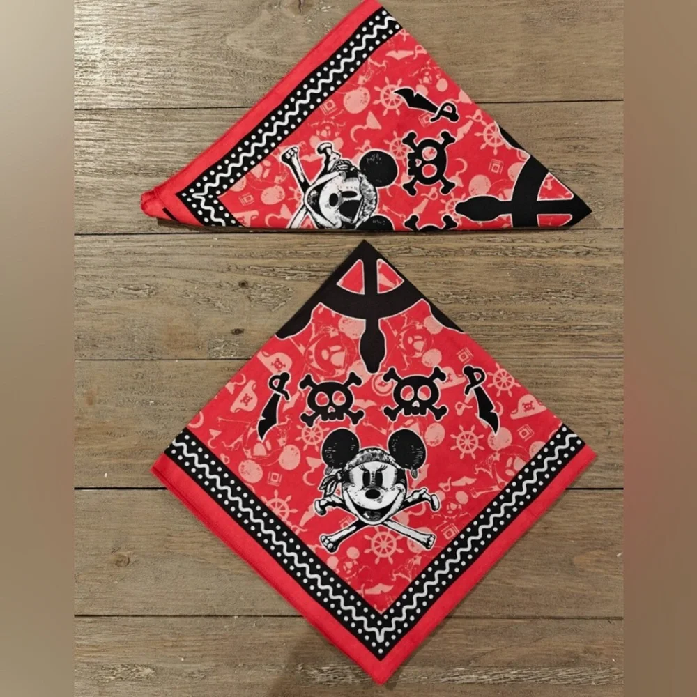 Disney pirate night bandana - Picture 1 of 4